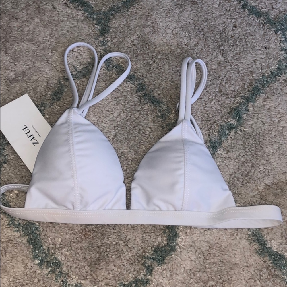 zaful bikini top, never been worn with tags